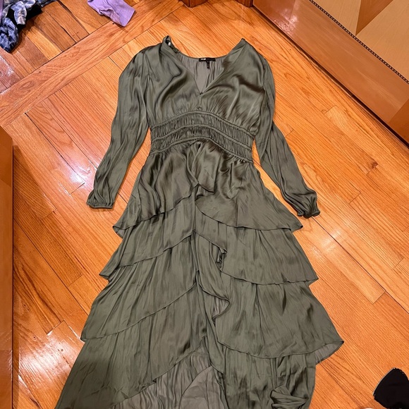 Maje Olive Green Tiered V-Neck Maxi Dress - Picture 4 of 4